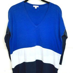 GAP V-Neck Color Block shirt
